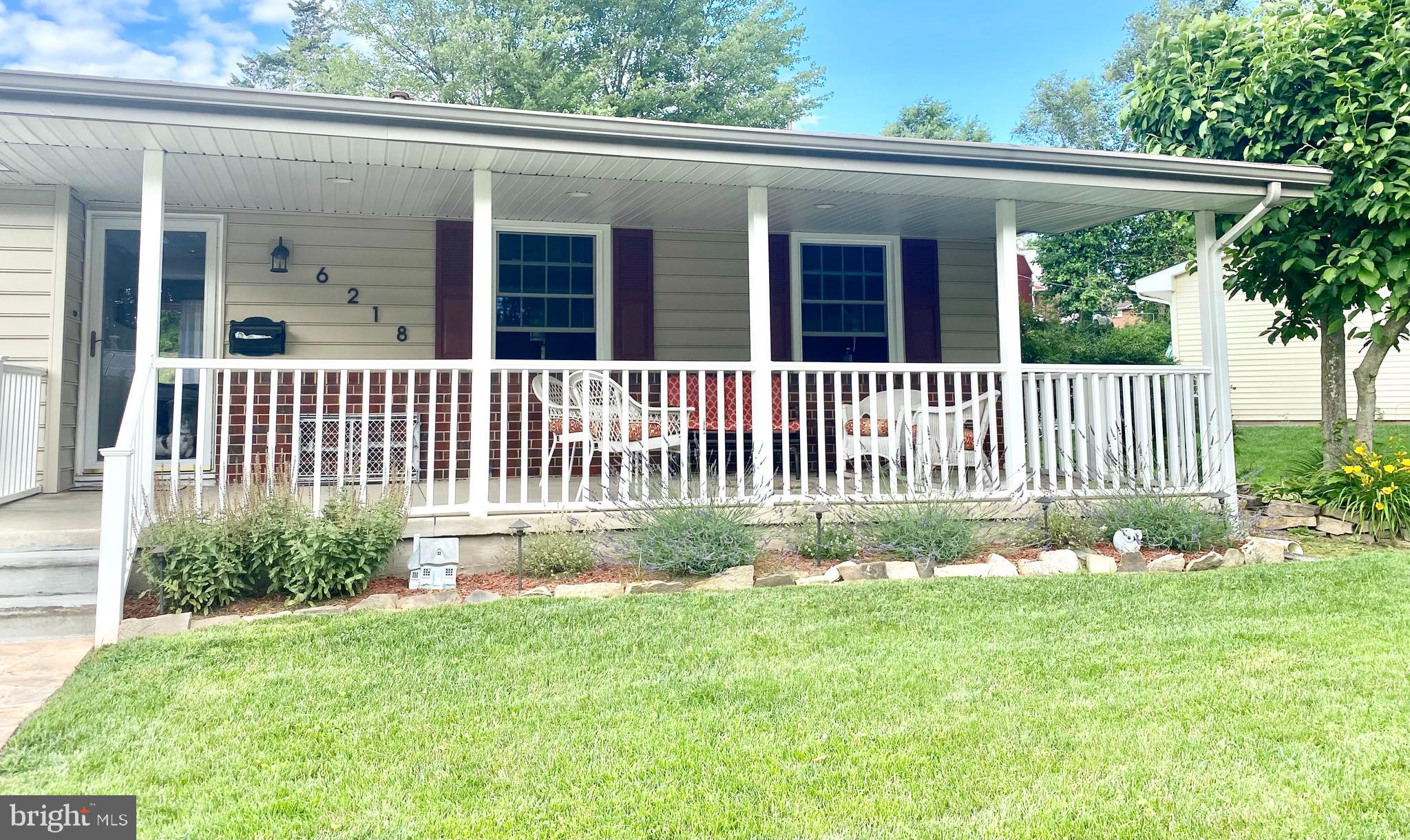 6218 Commons Road Baltimore, MD 21237 - Photo 5 of 34