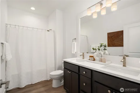 $1,229,800 | 10667 Southeast 170th Place, Renton, WA 98055