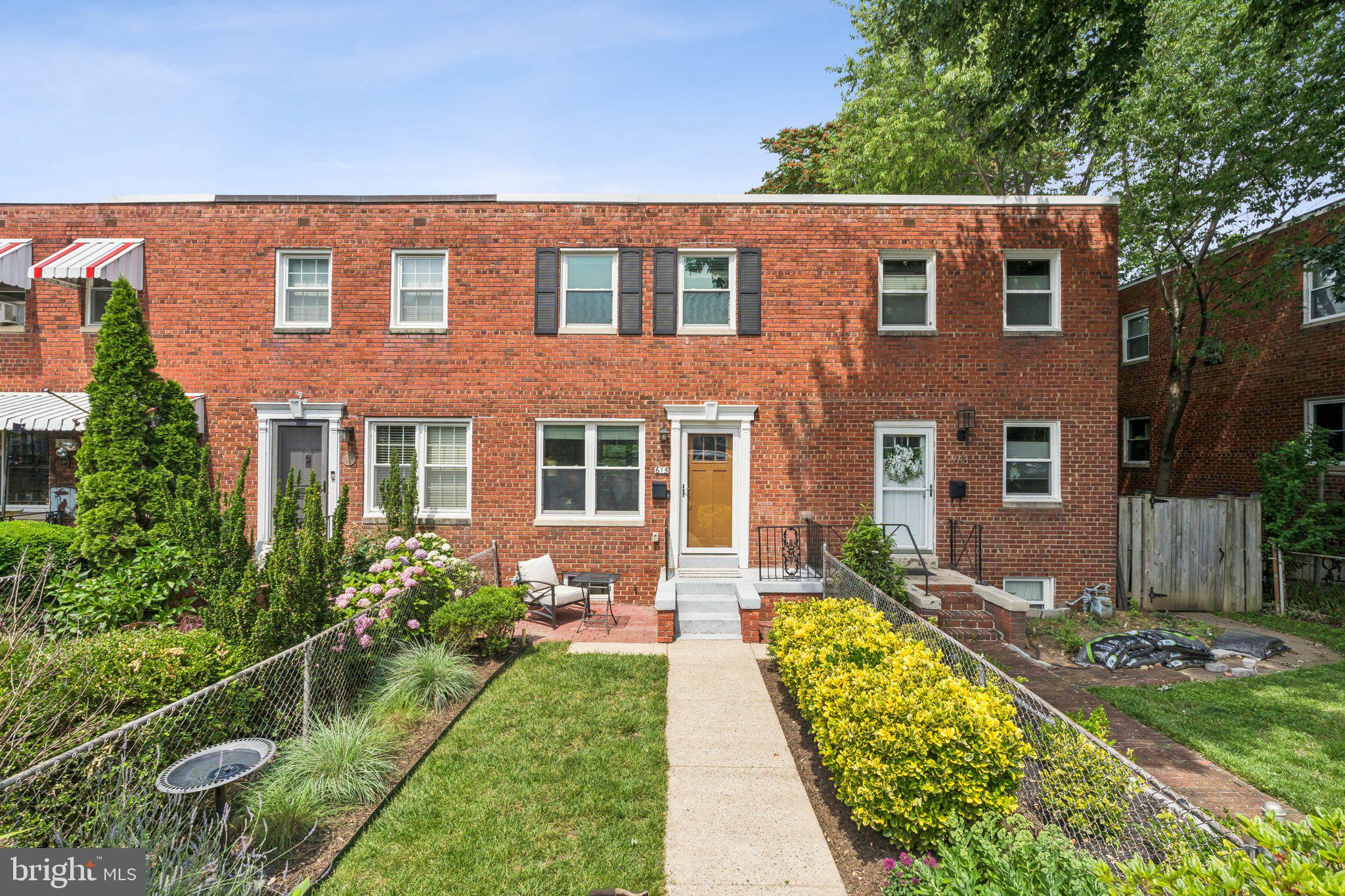 615 South Henry St  