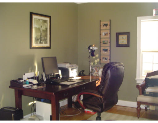 8 Acorn Way Georgetown, MA 01833 - Photo 16 of 29 Gallery Image 16