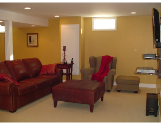 8 Acorn Way Georgetown, MA 01833 - Photo 26 of 29 Gallery Image 26