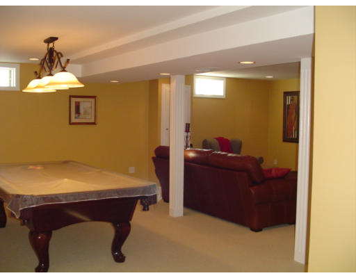 8 Acorn Way Georgetown, MA 01833 - Photo 28 of 29 Gallery Image 28