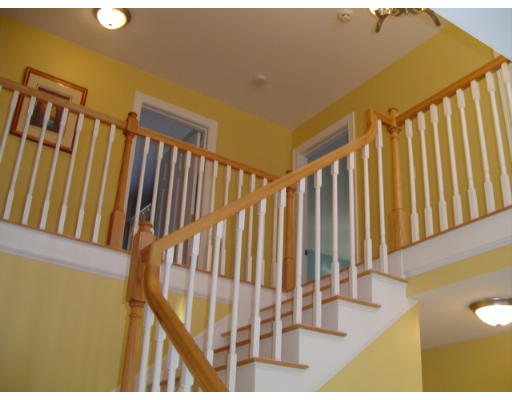 8 Acorn Way Georgetown, MA 01833 - Photo 6 of 29 Gallery Image 6