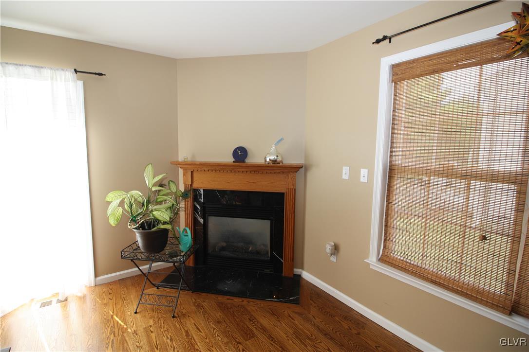 4169 Walter Road Bethlehem, PA 18020 - Photo 13 of 26