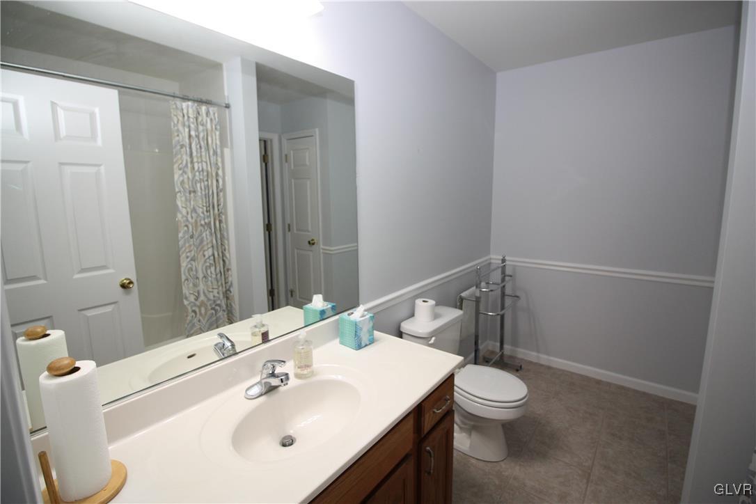 4169 Walter Road Bethlehem, PA 18020 - Photo 23 of 26