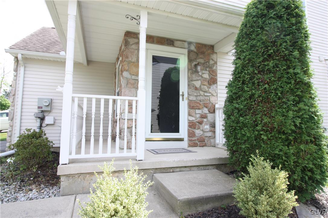 4169 Walter Road Bethlehem, PA 18020 - Photo 8 of 26