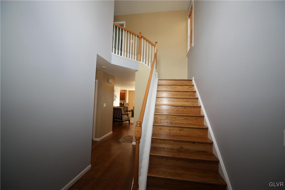4169 Walter Road Bethlehem, PA 18020 - Photo 9 of 26