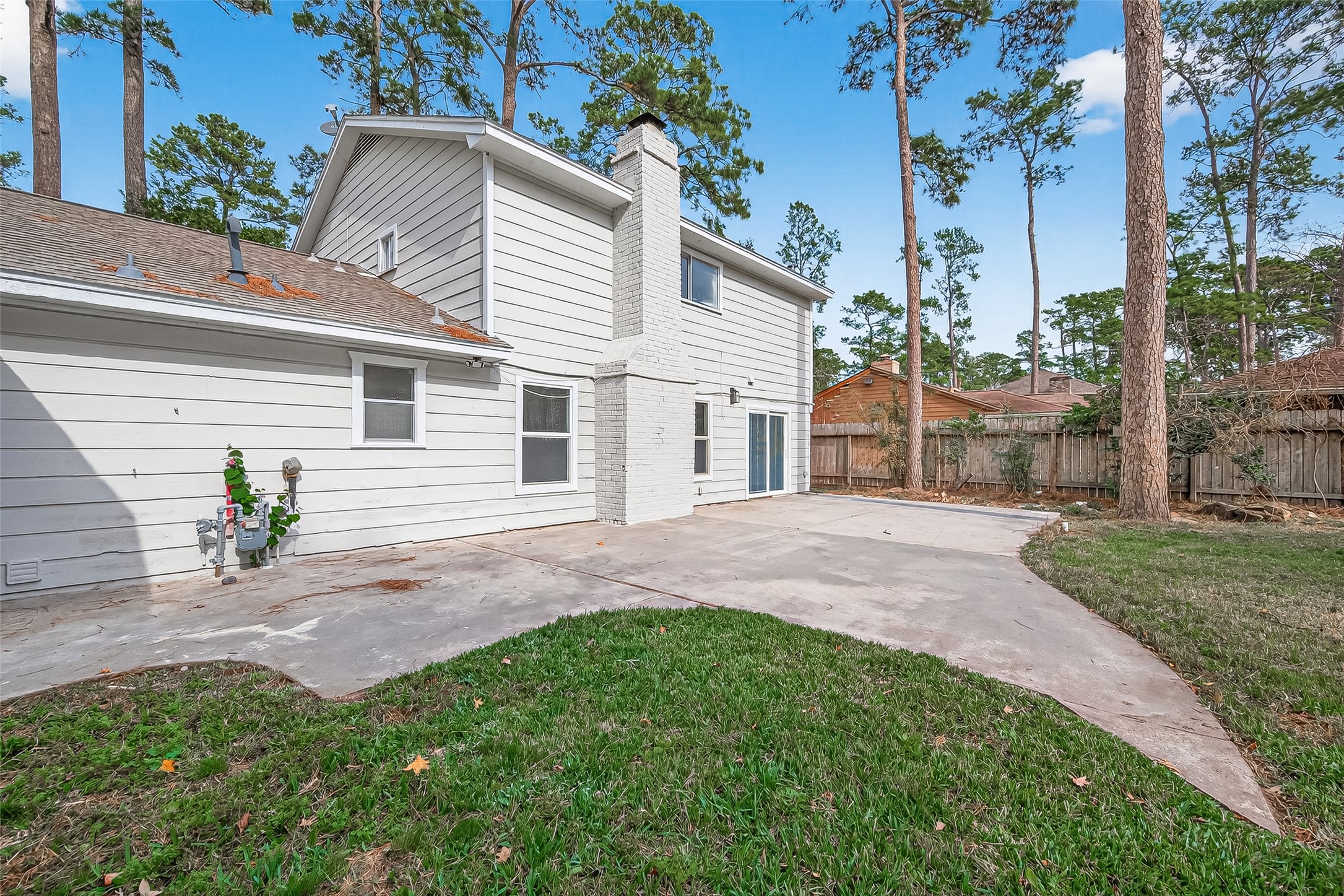 6211 Allentown Drive Spring, TX 77389 - Photo 35 of 39 Nice size patio to entertain.