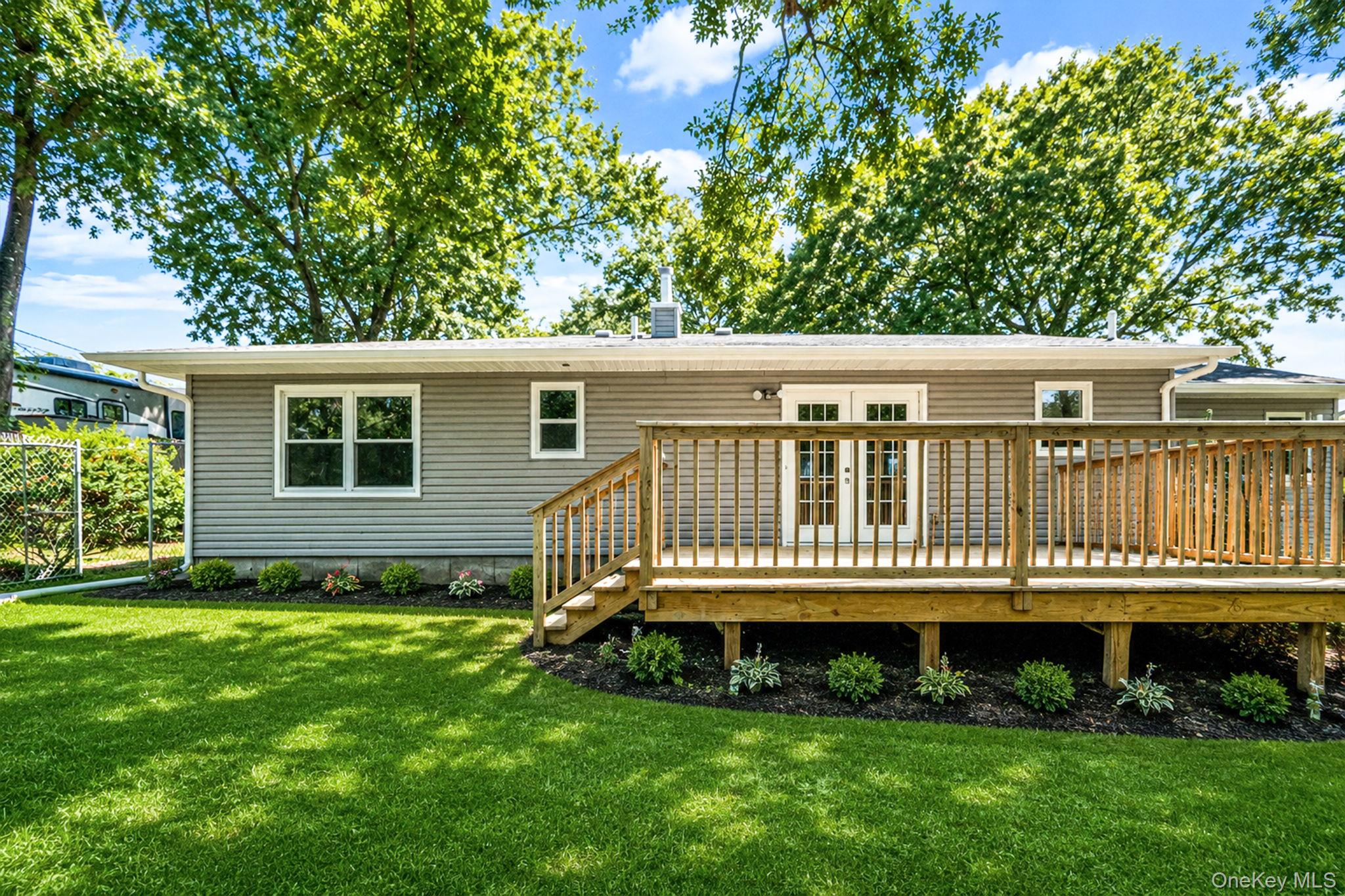 361 Decatur Avenue Shirley, NY 11967 - Photo 9 of 33 Gallery Image 9