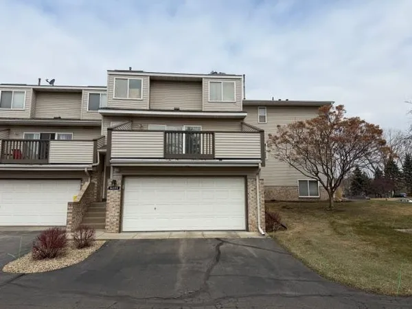$226,800 | 14595 Cobalt Avenue, Unit 37, Rosemount, MN 55068