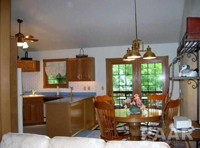 2802 Sheridan Road Pekin, IL 61554 - Photo 9 of 29 Gallery Image 9