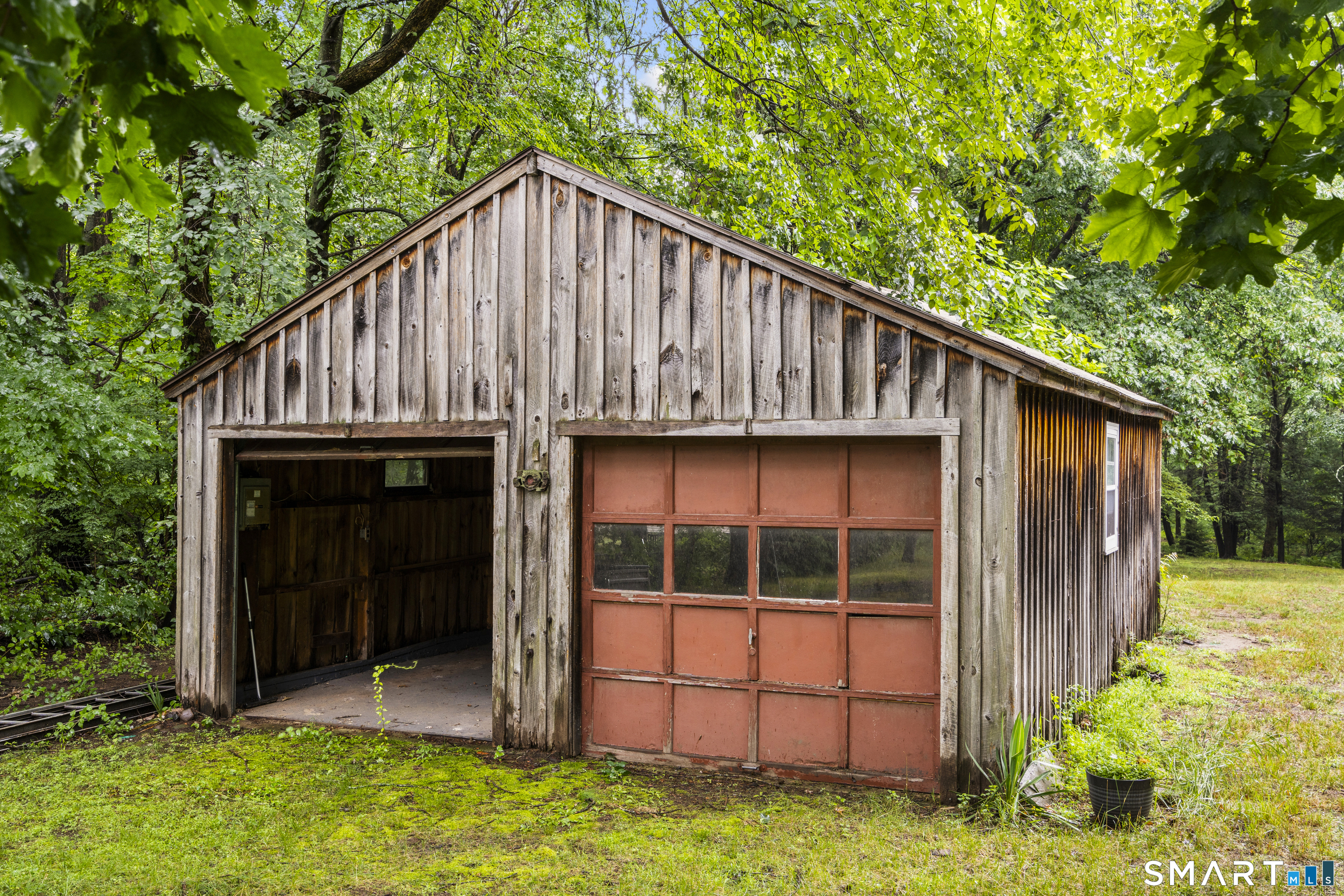 346 Long Hill Road South Windsor, CT 06074 - Photo 8 of 38