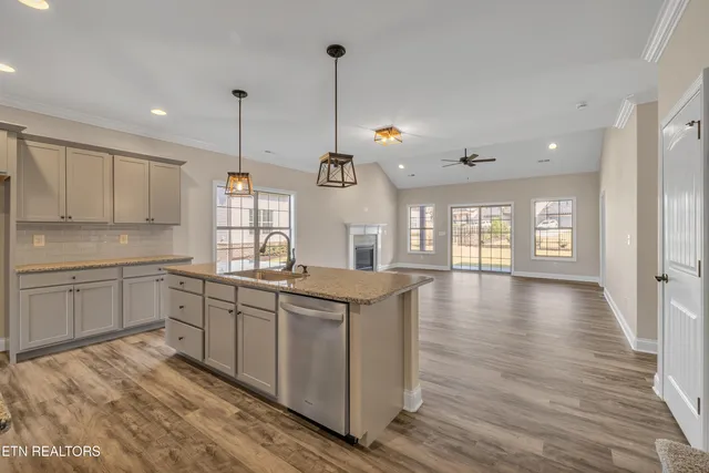 $649,900 | 2926 Snow Pond Road, Knoxville, TN 37931