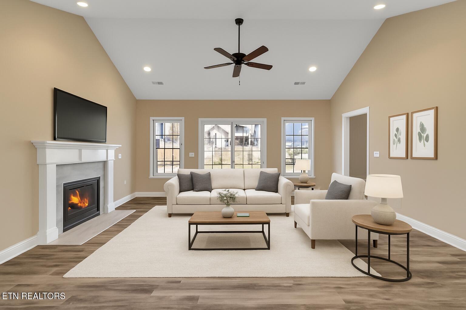 2926 Snow Pond Road Knoxville, TN 37931 - Photo 19 of 44 Virtually Staged Living Room