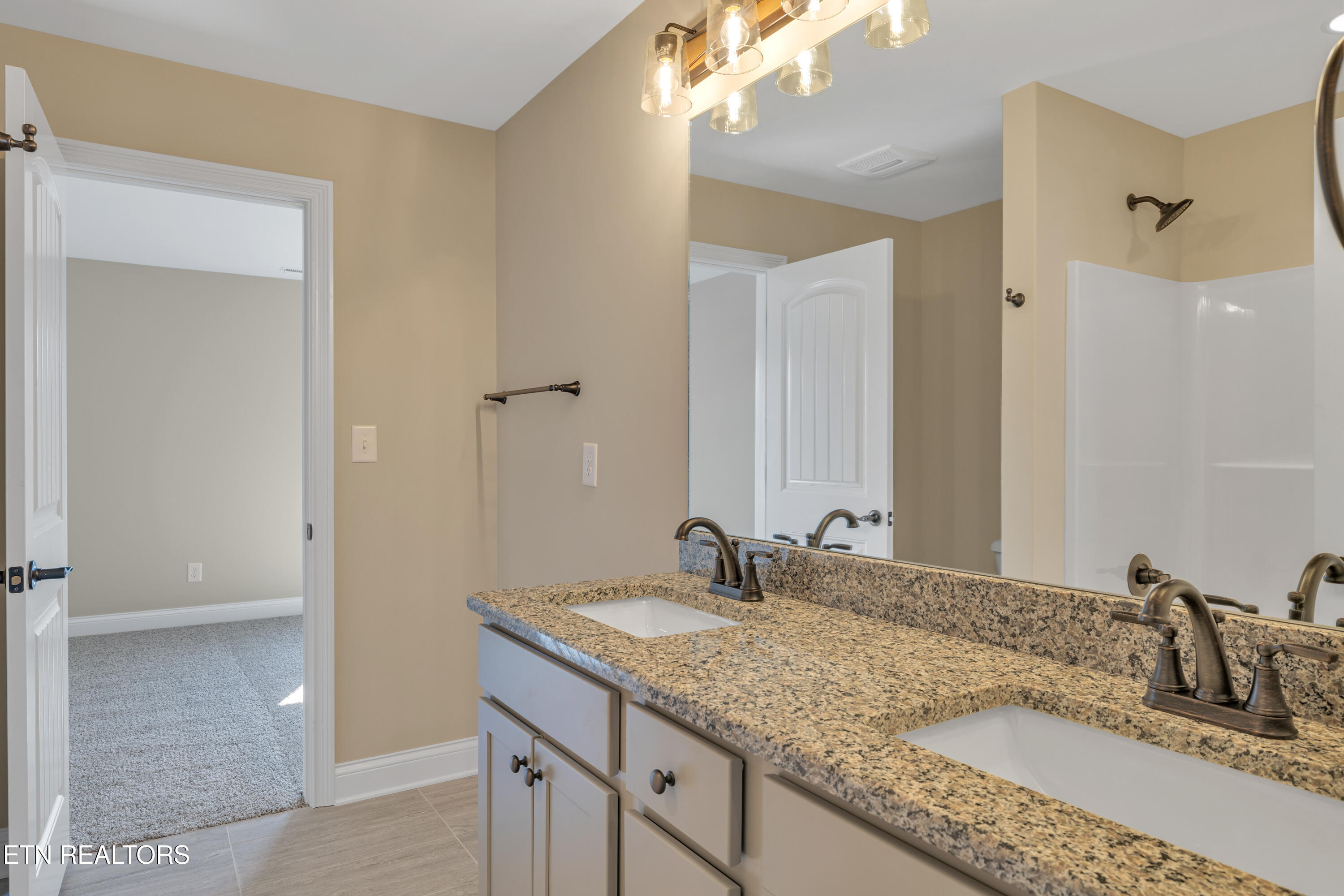 2926 Snow Pond Road Knoxville, TN 37931 - Photo 35 of 44 2926 Snow Pond-129