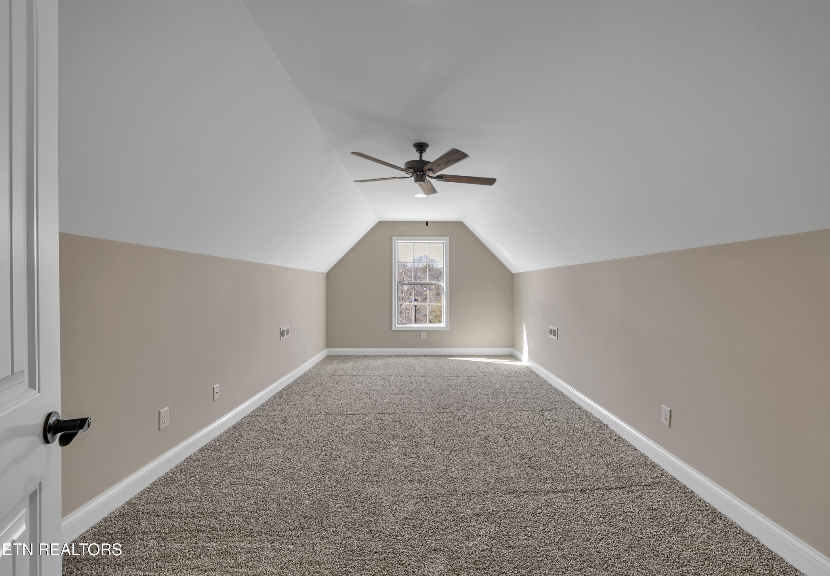 2926 Snow Pond Road Knoxville, TN 37931 - Photo 44 of 44 2926 Snow Pond-135