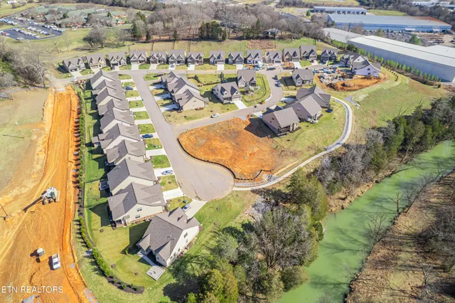 $649,900 | 2926 Snow Pond Road, Knoxville, TN 37931