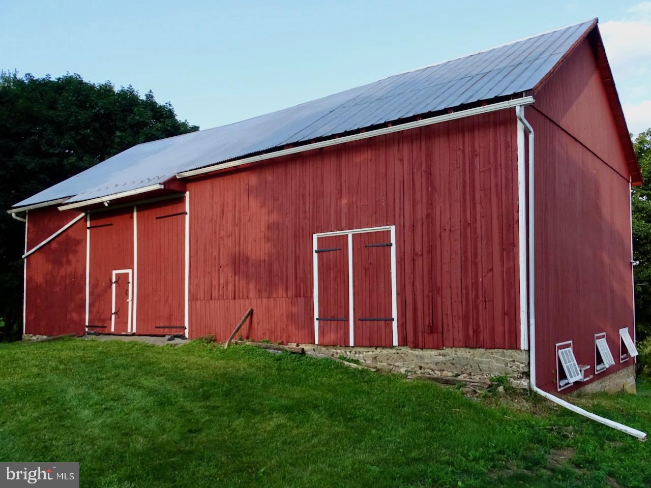 1095 Texter Mountain Road Denver, PA 17517 - Photo 27 of 37 a view of outdoor space and yard