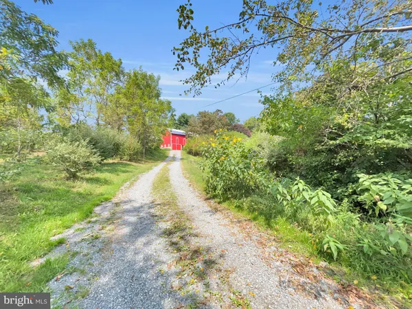 $889,900 | 1095 Texter Mountain Road, Denver, PA 17517