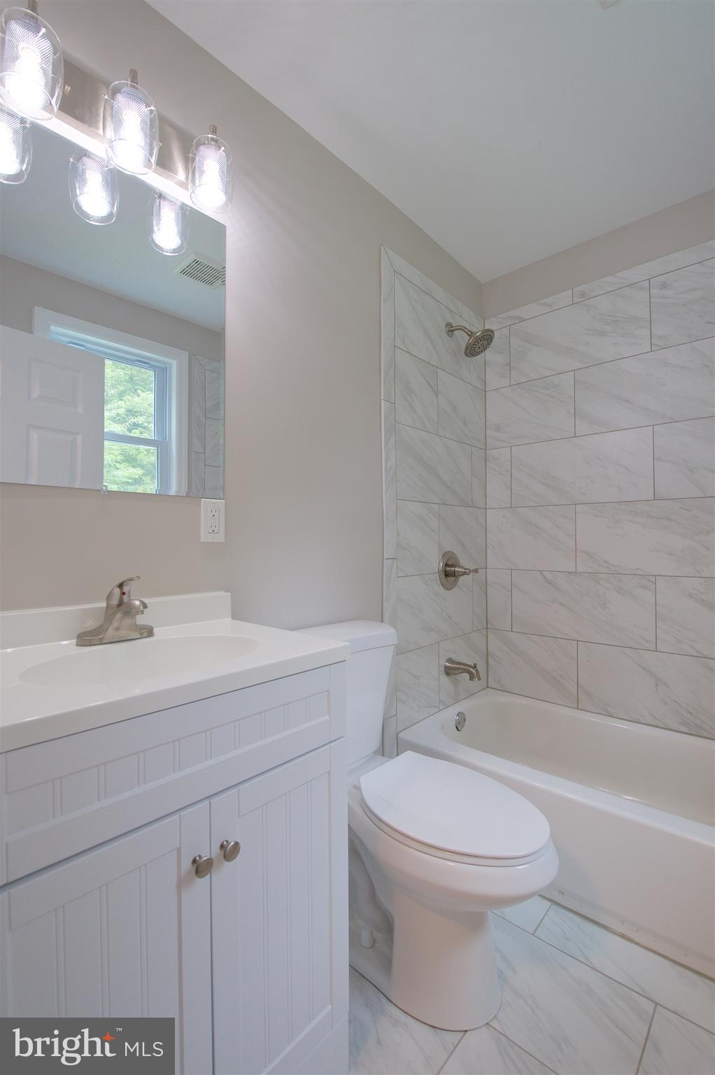 32 Edison Road Cherry Hill, NJ 08034 - Photo 12 of 26 Main Floor Bathroom
