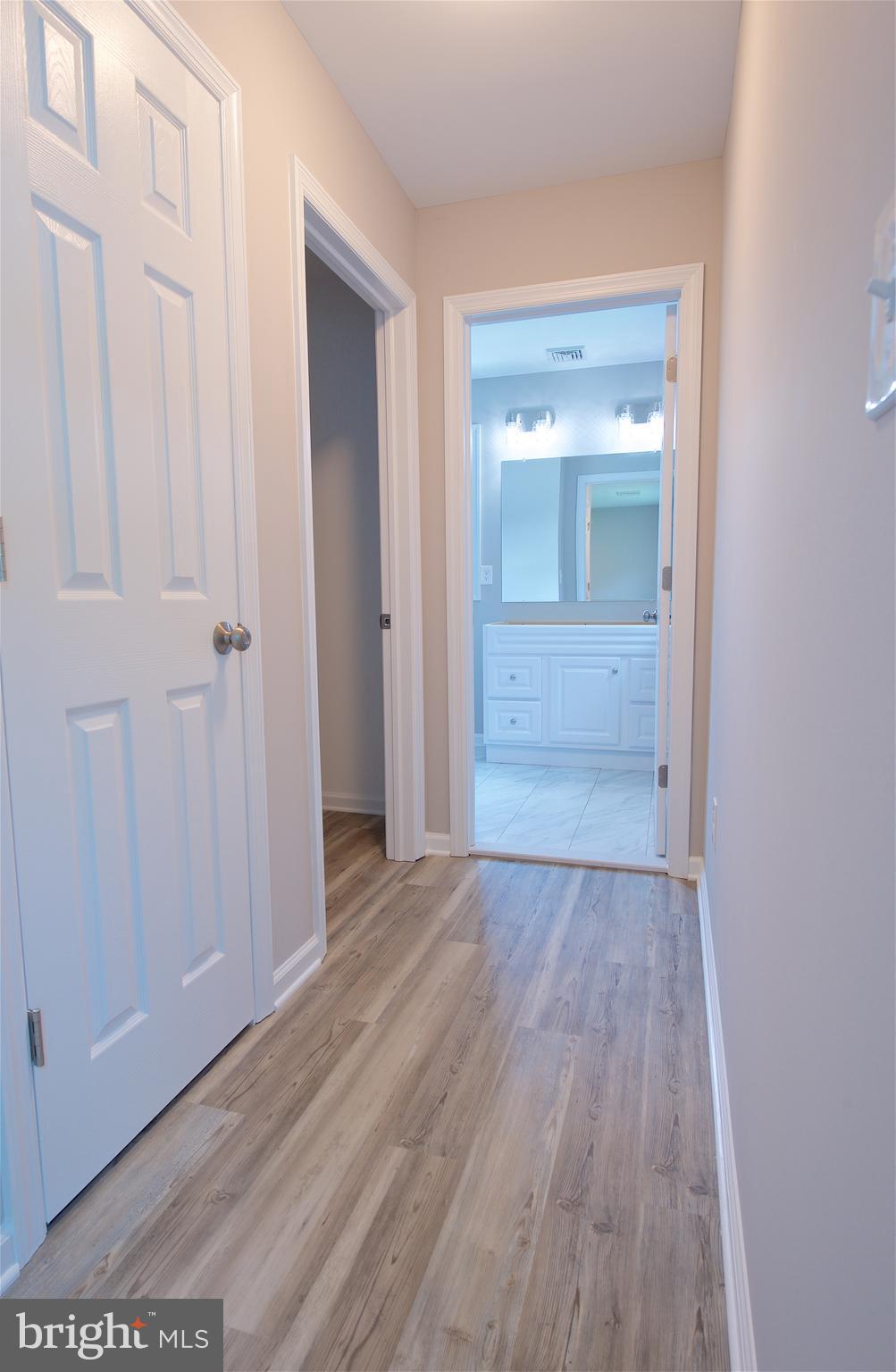 32 Edison Road Cherry Hill, NJ 08034 - Photo 19 of 26 Hallway
