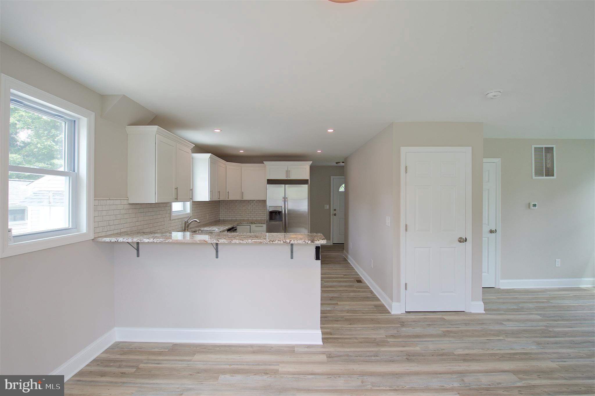 32 Edison Road Cherry Hill, NJ 08034 - Photo 5 of 26 Dining Area and Counter Seating