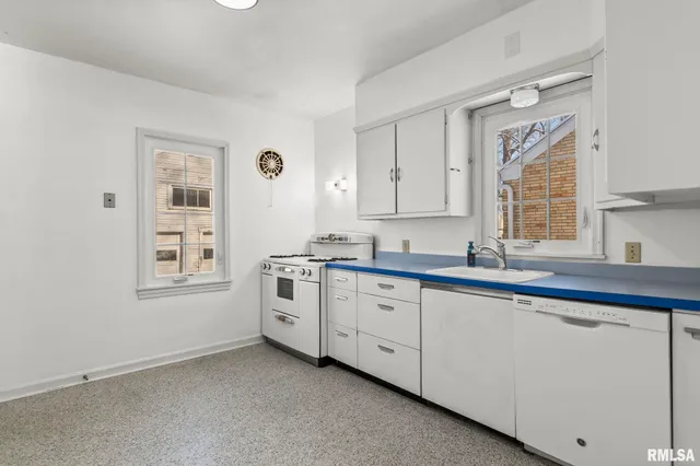 $185,000 | 1517 West Jackson Street, Springfield, IL 62704