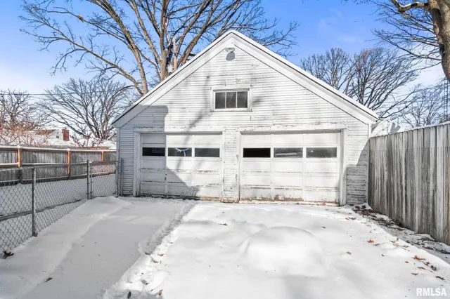 $185,000 | 1517 West Jackson Street, Springfield, IL 62704