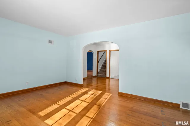 $185,000 | 1517 West Jackson Street, Springfield, IL 62704