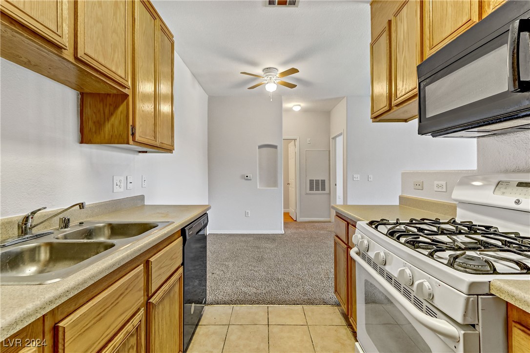 4730 East Craig Road, Unit 1104 Las Vegas, NV 89115 - Photo 13 of 39 Gallery Image 13