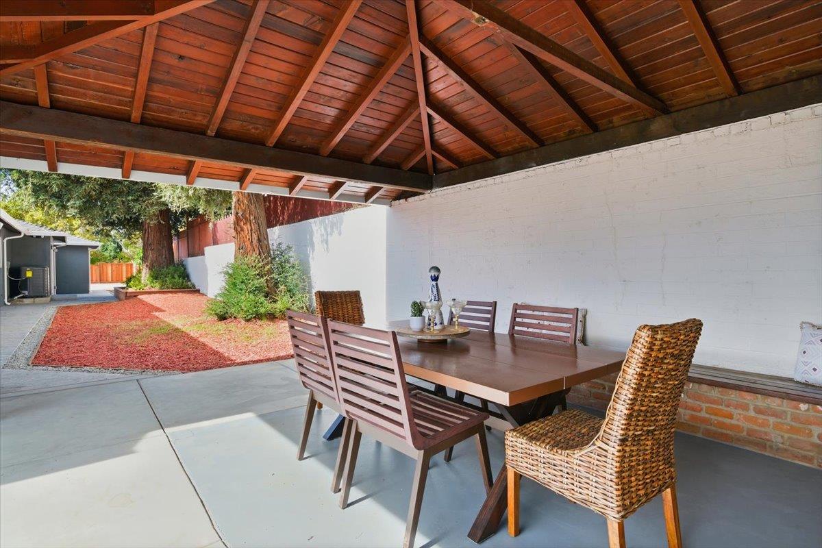 40 Valley View Avenue San Jose, CA 95127 - Photo 21 of 27 a patio with a patio table and chairs