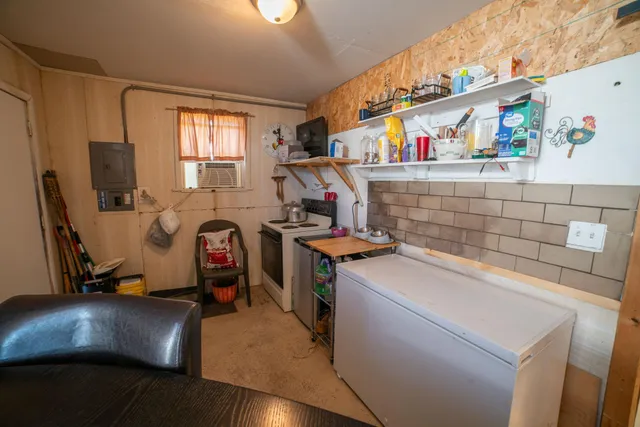 $199,999 | 18 Cedar Avenue Southeast, Menahga, MN 56464