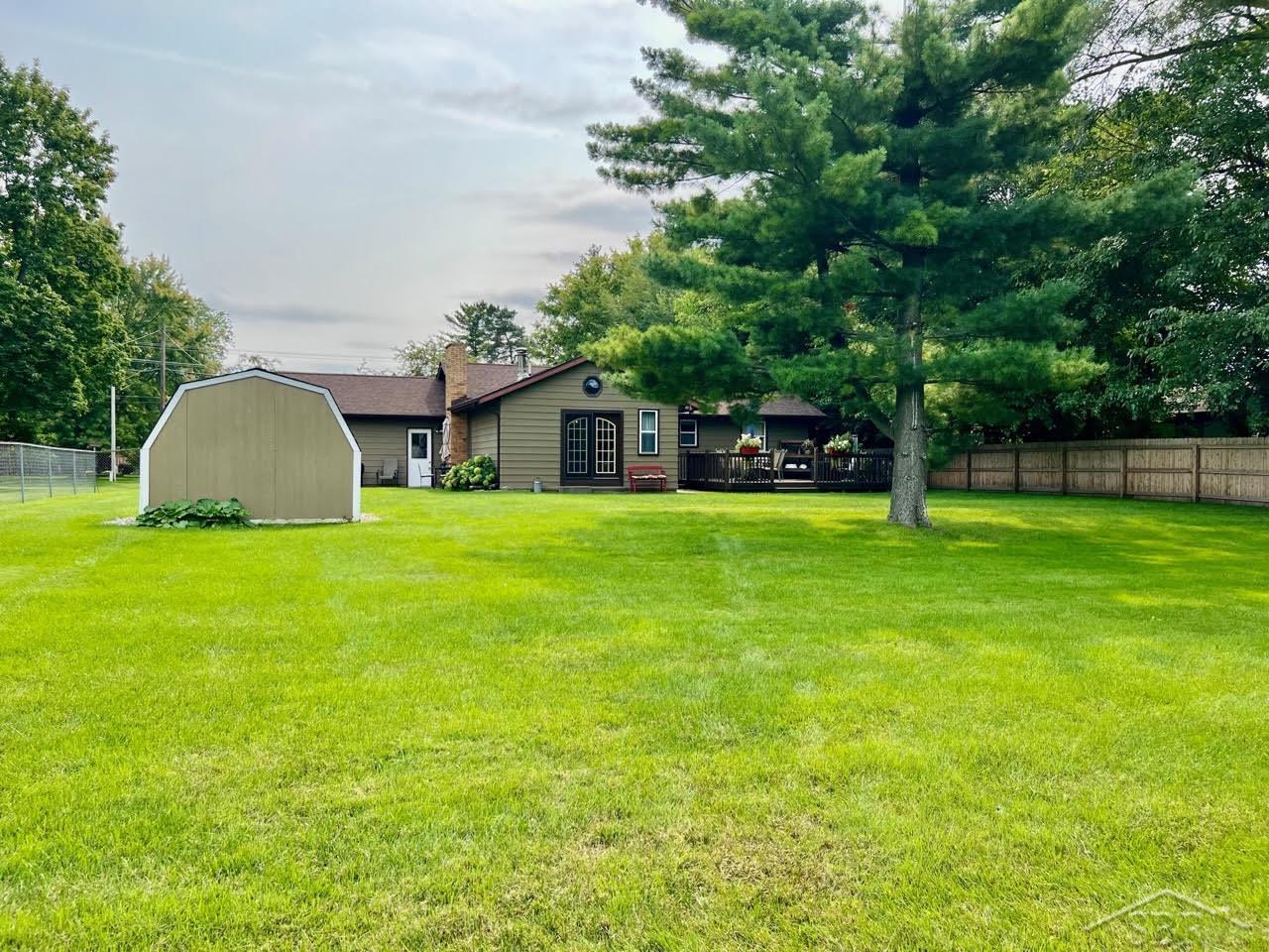 5202 Shattuck Road Saginaw, MI 48603 - Photo 57 of 66 50091412-56.JPG