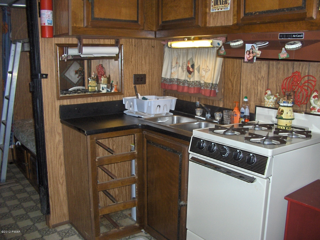 3406 Aztec Shohola, PA 18458 - Photo 4 of 18