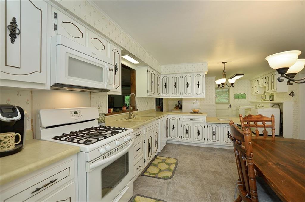 737 Martin Road Rostraver Township, PA 15012 - Photo 8 of 24 Gallery Image 8