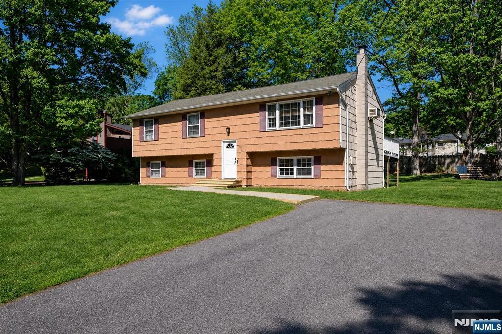 12 River Road Oak Ridge, NJ 07438 - Photo 31 of 36
