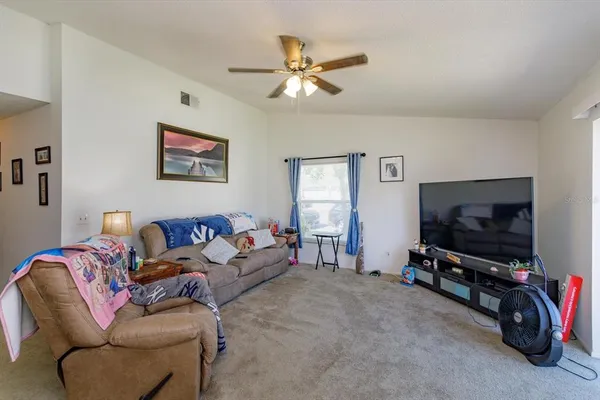 $349,900 | 601 Oak Manor Circle, Orlando, FL 32825