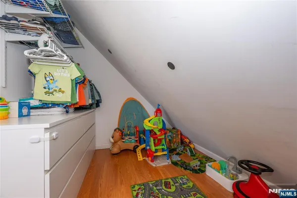 $3,950 | 16-15 Well Drive, Fair Lawn, NJ 07410