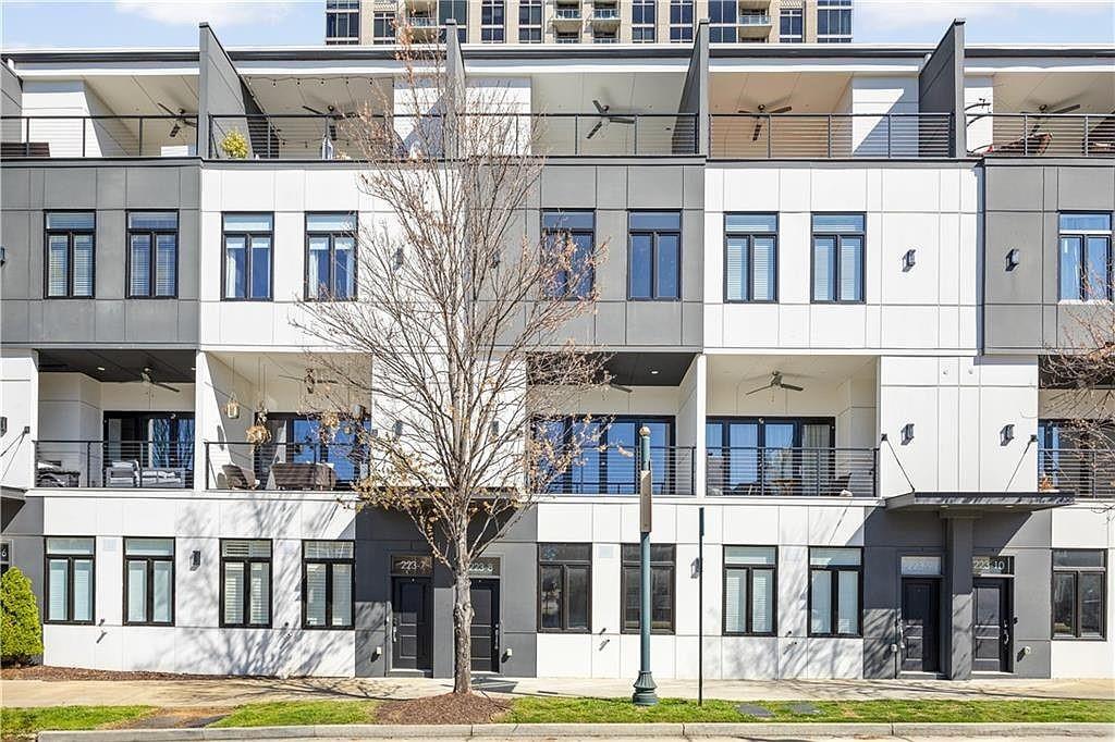 223 16th Street Northwest, Unit 8 Atlanta, GA 30363 - Photo 3 of 43 a view of a large building