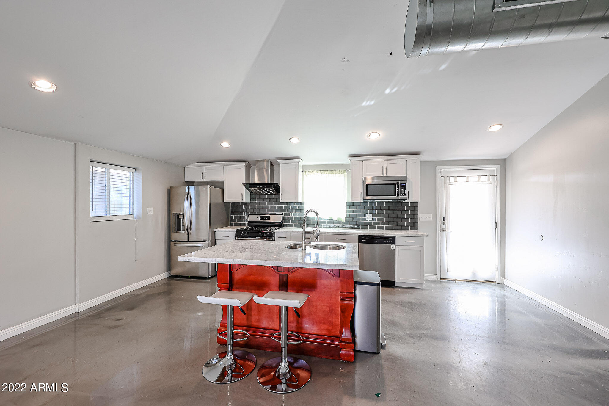 1034 East Elm Street Phoenix, AZ 85014 - Photo 6 of 30 Kitchen