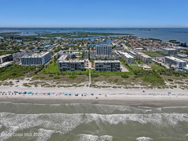 $3,500 | 1860 North Atlantic Avenue, Unit 801, Cocoa Beach, FL 32931