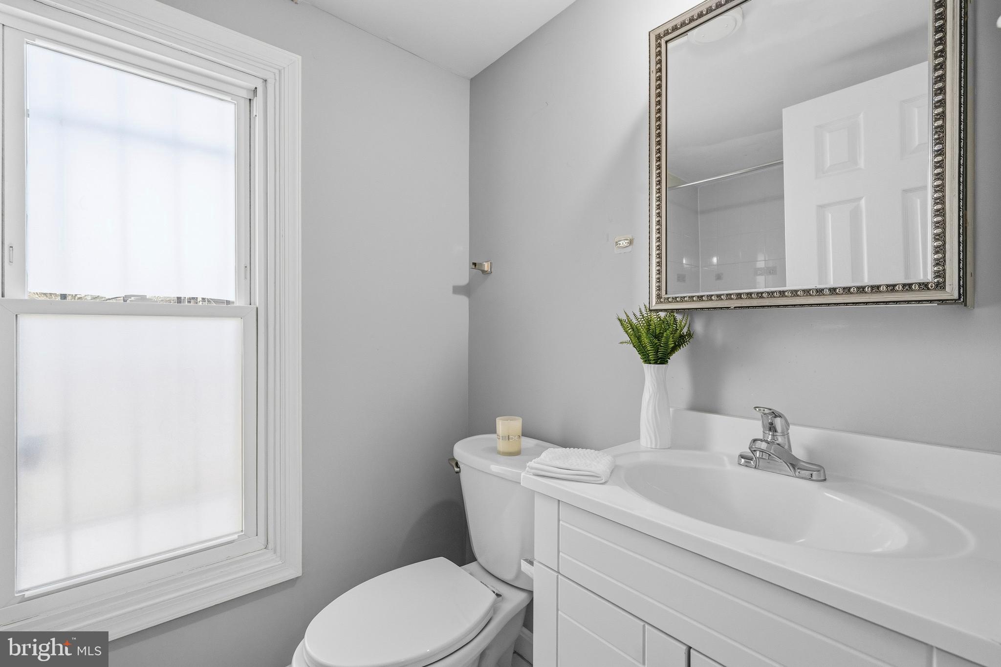 907 8th Street Northeast Washington, DC 20002 - Photo 25 of 33