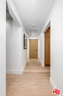 $1,699,000 | 533 North Catalina Street, Burbank, CA 91505
