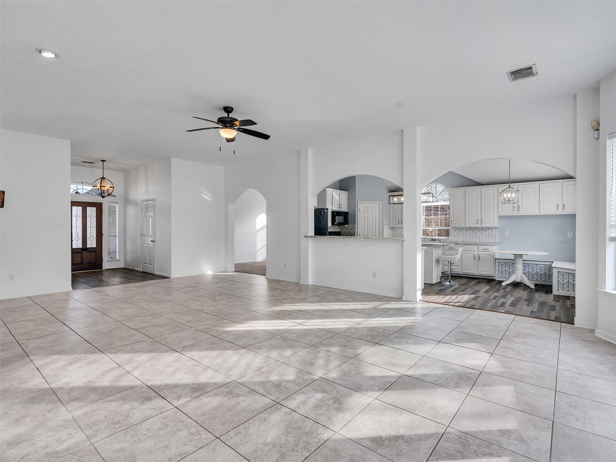 3327 La Seine Lane Spring, TX 77388 - Photo 13 of 29