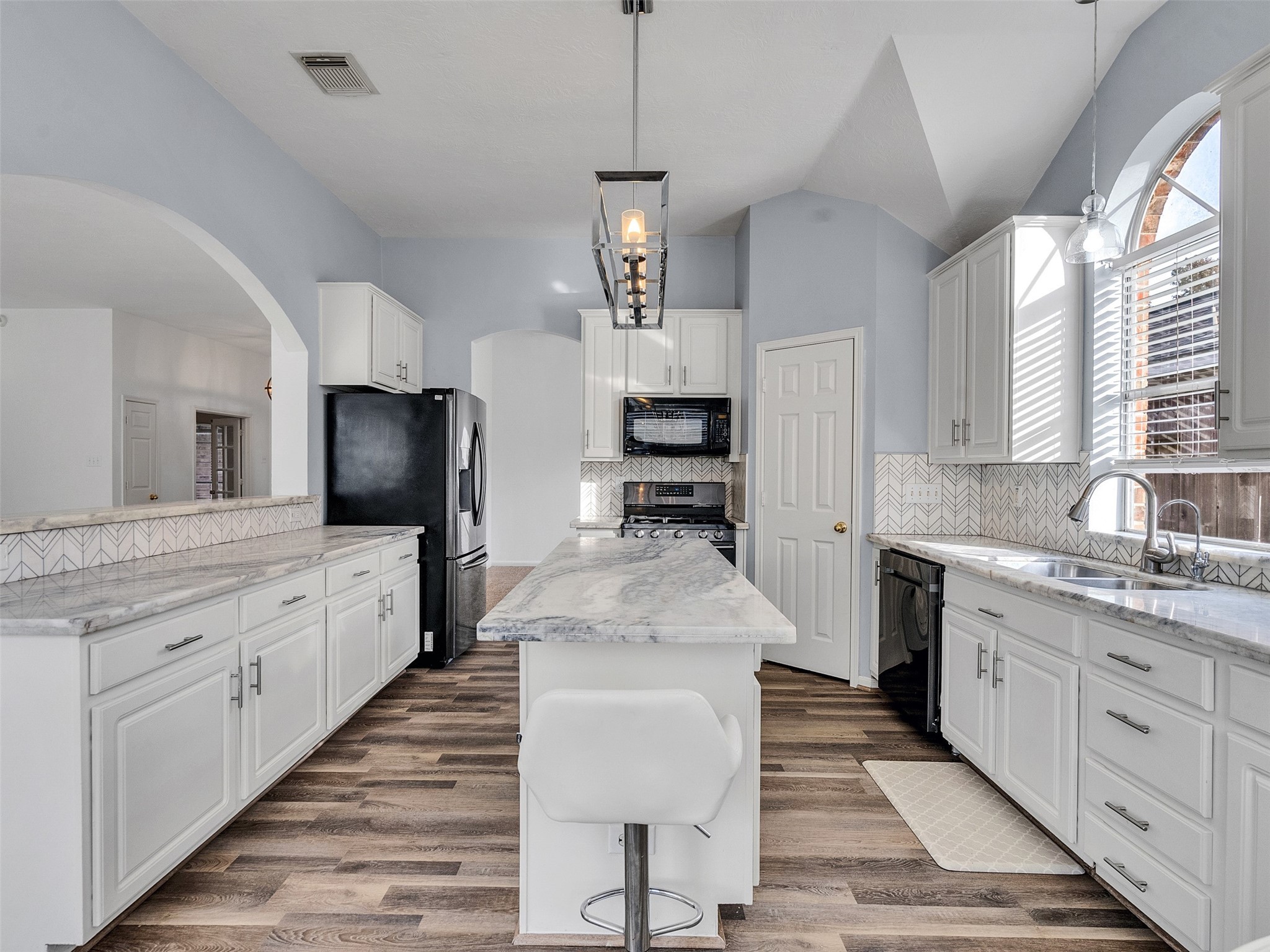 3327 La Seine Lane Spring, TX 77388 - Photo 2 of 29 Extended Island with gorgeous granite