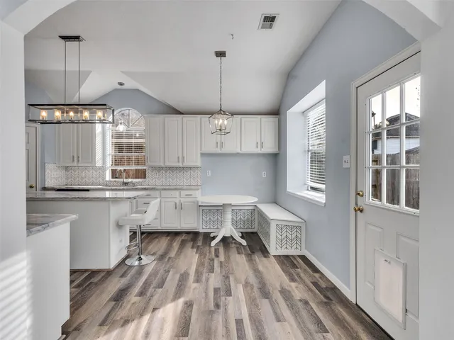 $2,500 | 3327 La Seine Lane, Spring, TX 77388