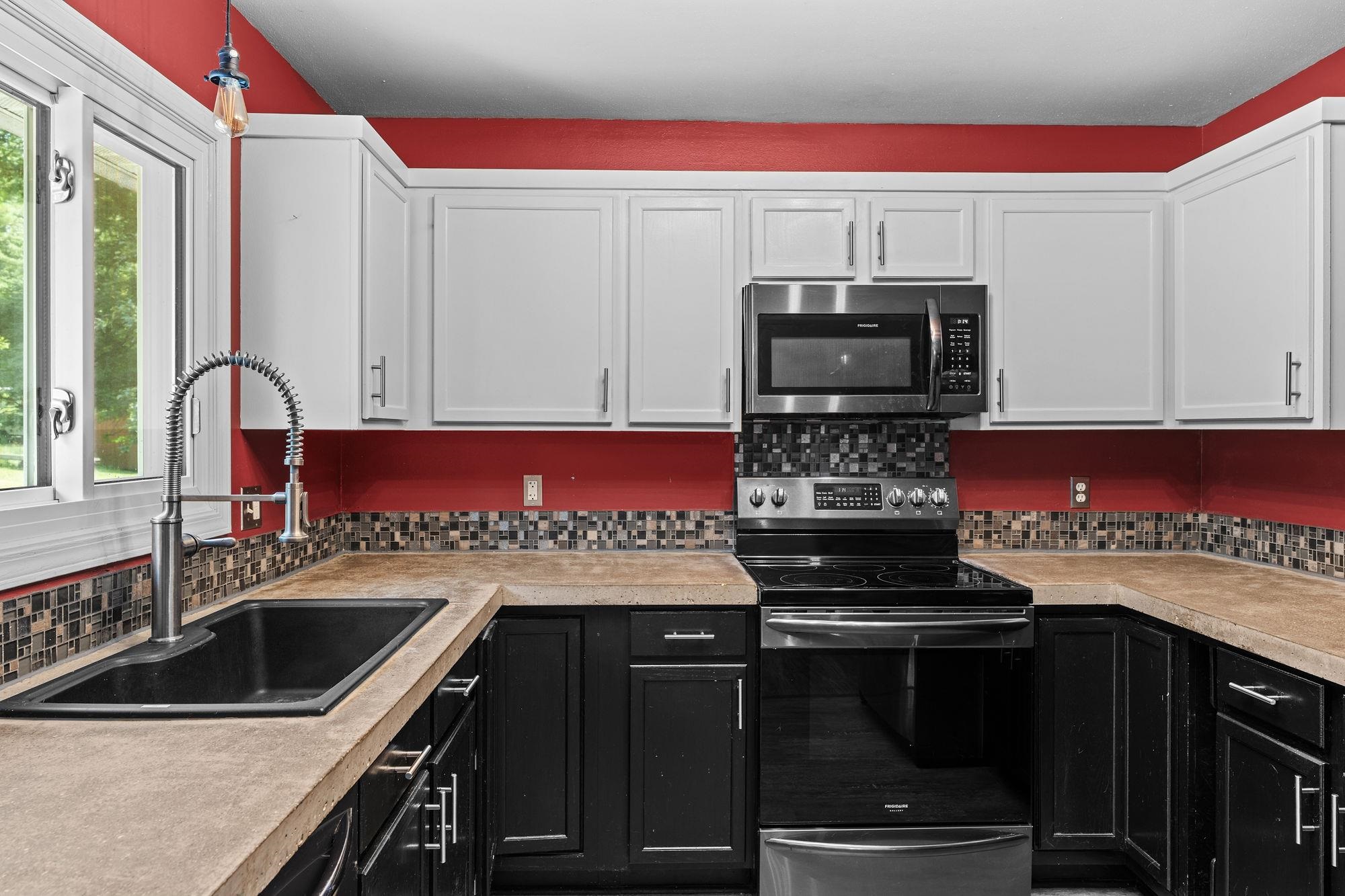 937 Justin Circle Reedsburg, WI 53959 - Photo 15 of 40 Gallery Image 15