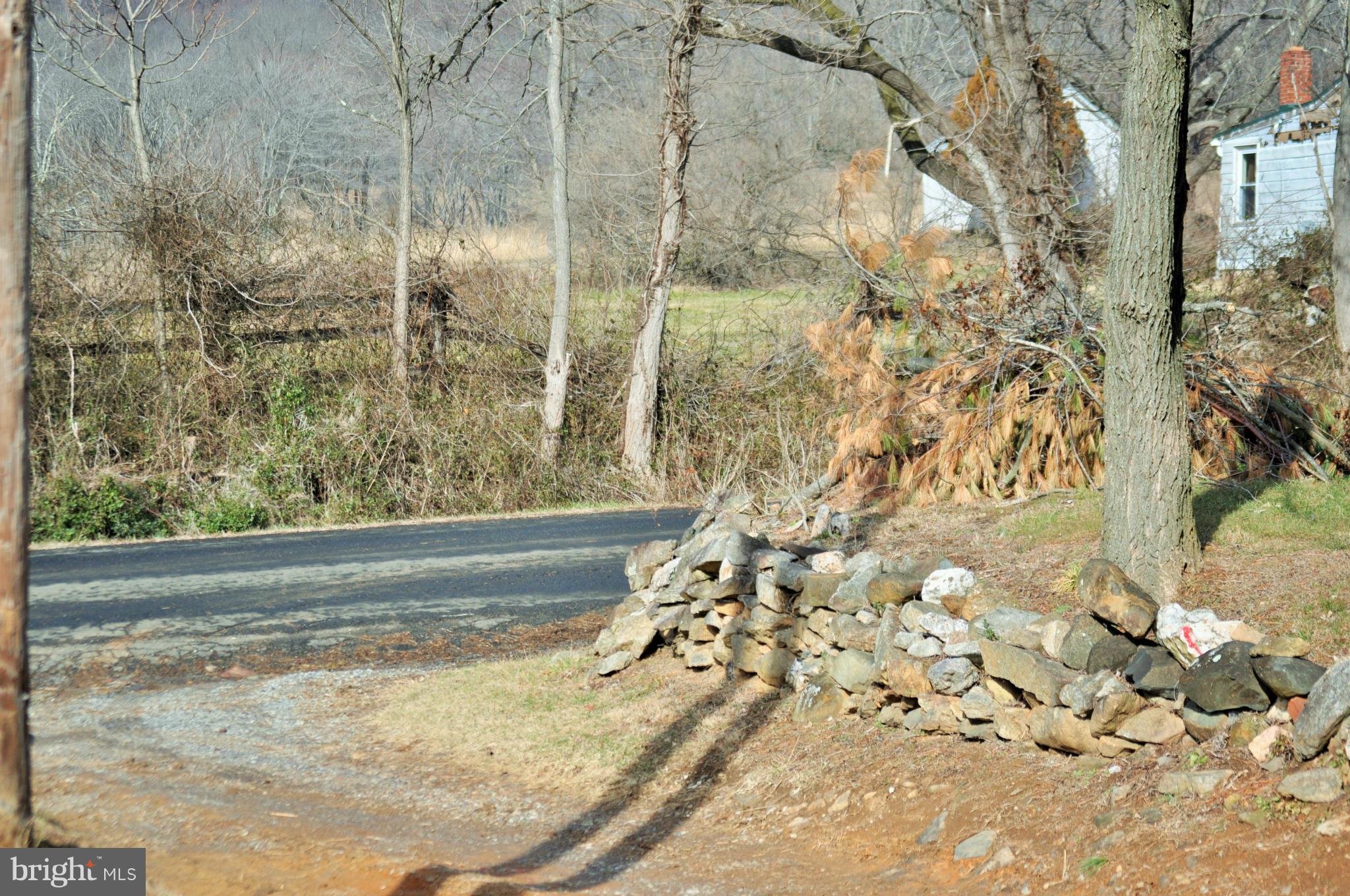 190 Fodderstack Road Washington, VA 22747 - Photo 2 of 5 View