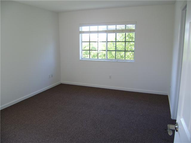 961 Abaco Lane Riviera Beach, FL 33404 - Photo 5 of 6 Additional Photo