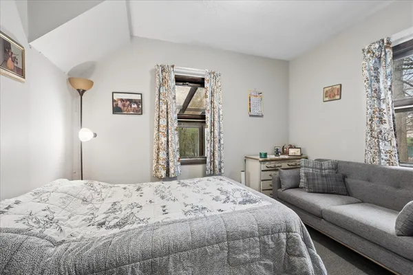 $775,000 | 609 Forest Edge Lane, Des Plaines, IL 60016